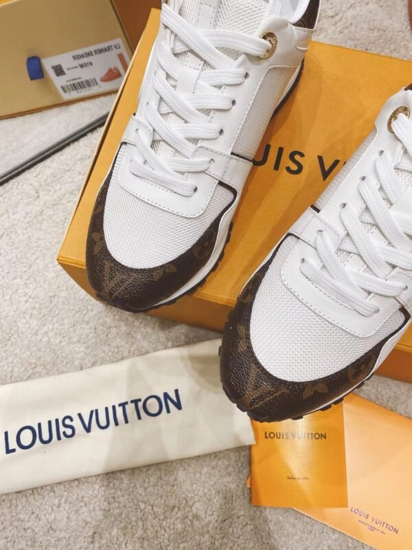 Louis Vuitton RUN AWAY