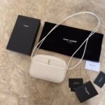 VICTOIRE CAMERA BAG IN QUILTED LAMBSKIN