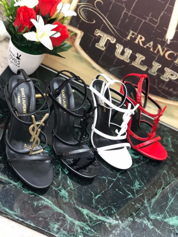 CASSANDRA FLAT SANDALS IN CROCODILE-EMBOSSED LEATHER WITH GOLD-TONE MONOGRAM