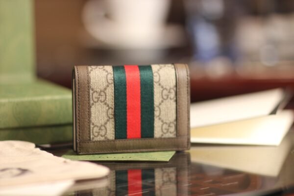 Gucci Signature wallet