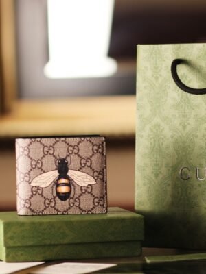 Bee print GG Supreme wallet