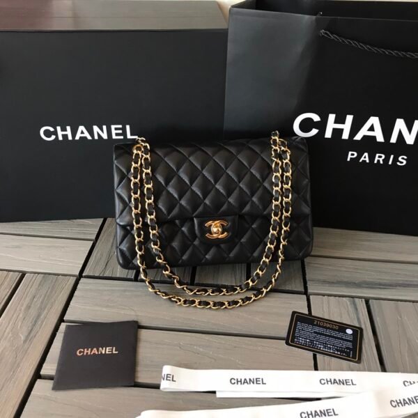 Chanel Flap Bag in Black