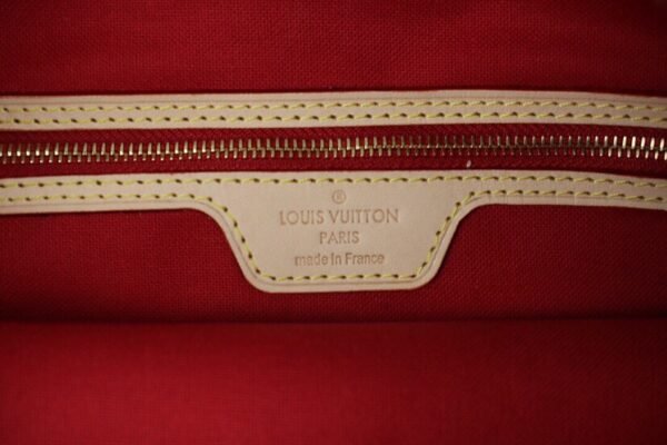 Louis Vuitton Carry It