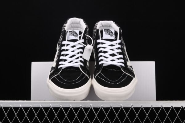 Dior ✖ Vans Sk8-Mid