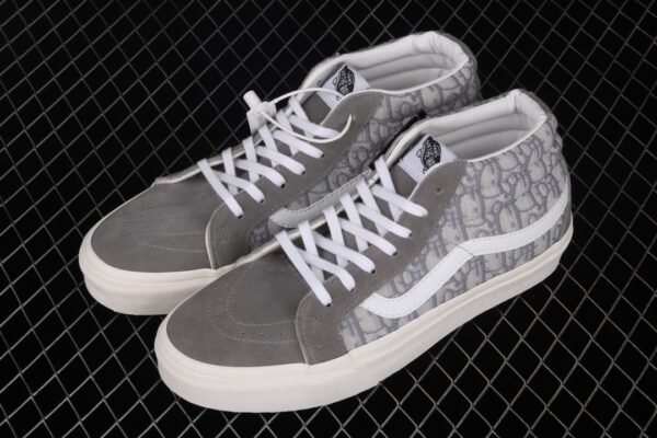 Dior ✖ Vans Sk8-Mid