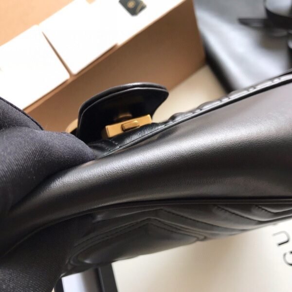 GG Marmont small matelassé shoulder bag-26 CM