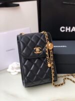 CHANEL CLUTCH