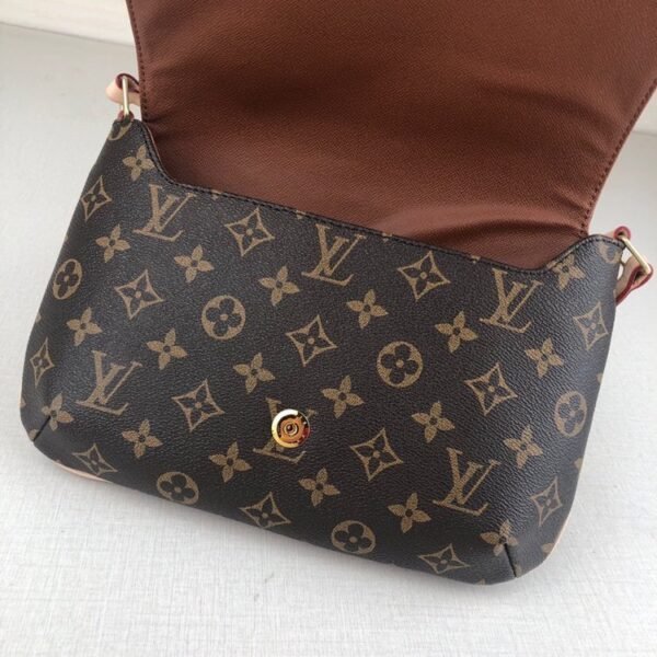 LOUIS VUITTON Musette Tango Short Shoulder Bag