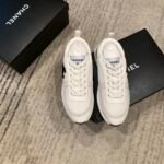 CHANEL SNEAKER