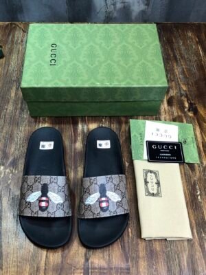GUCCI SLIPPERS 2