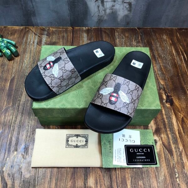 GUCCI SLIPPERS 2