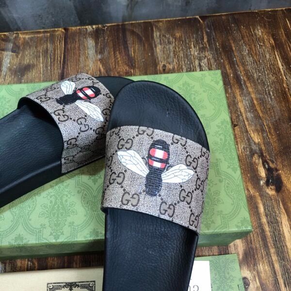 GUCCI SLIPPERS 2