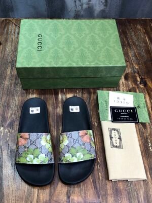 GUCCI SLIPPERS 4