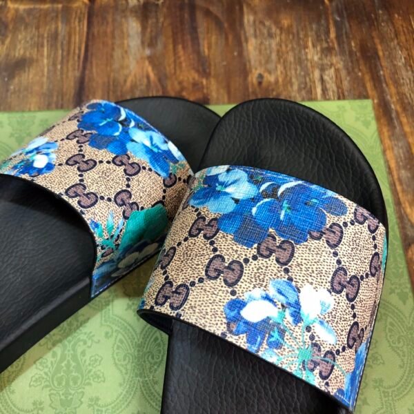 GUCCI SLIPPERS 5