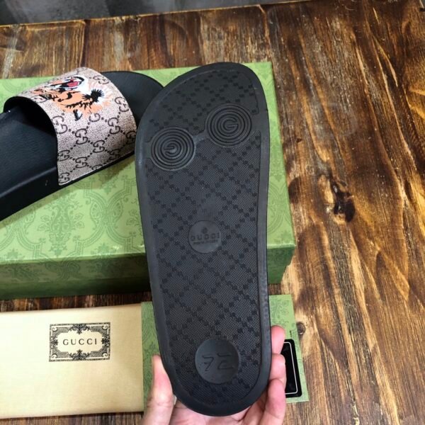 GUCCI SLIPPERS 8