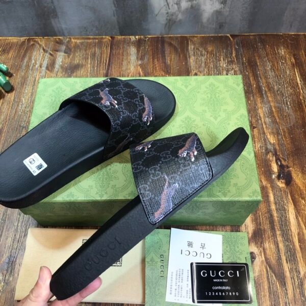GUCCI SLIPPERS 10
