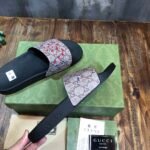 GUCCI SLIPPERS 11