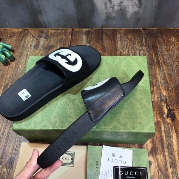 GUCCI SLIPPERS 12