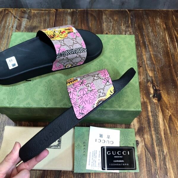 GUCCI SLIPPERS 13