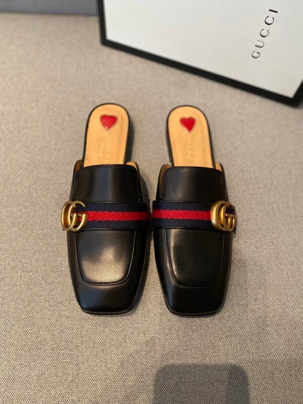 GUCCI FLATS 6