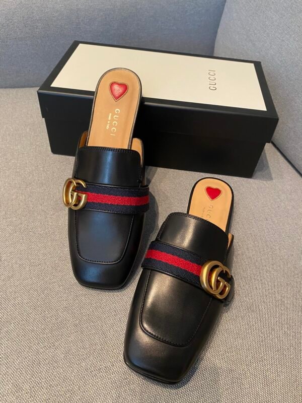 GUCCI FLATS 6