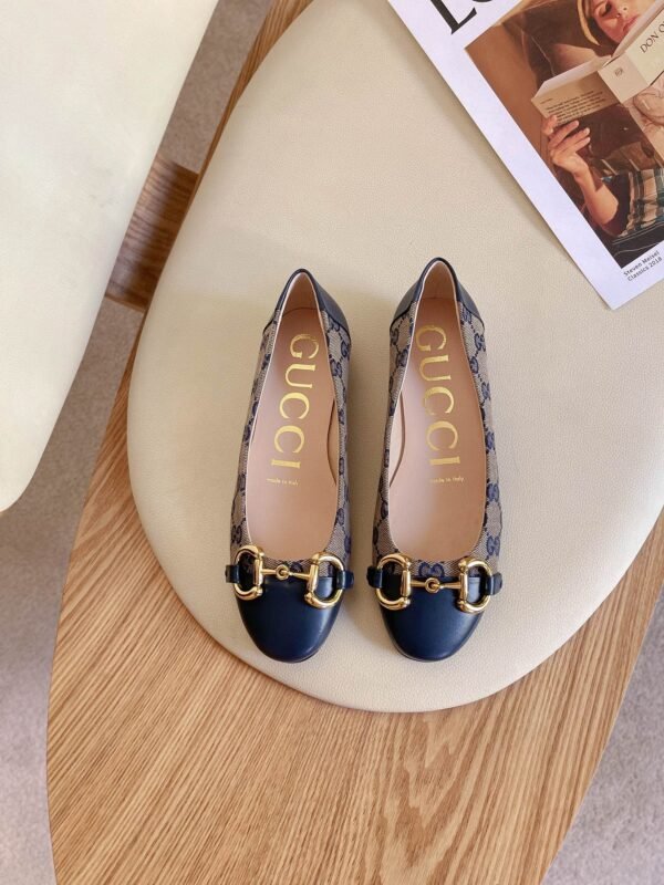 GUCCI FLATS 7