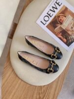 GUCCI FLATS 8