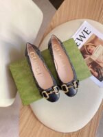 GUCCI FLATS 8