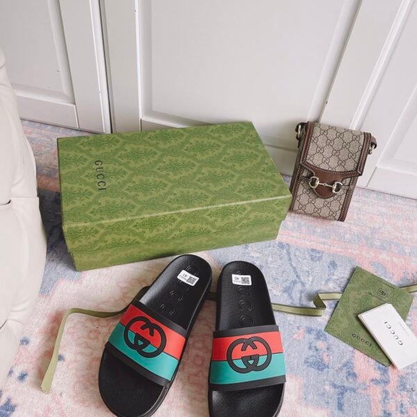 GUCCI SLIPPERS 16