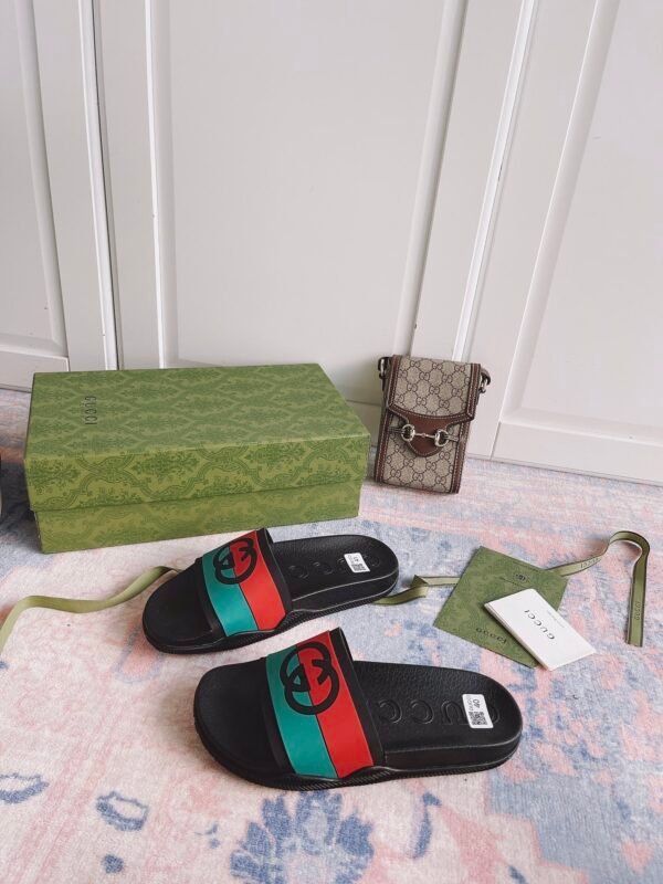 GUCCI SLIPPERS 16