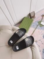 GUCCI SLIPPERS 18