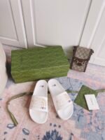 GUCCI SLIPPERS 19