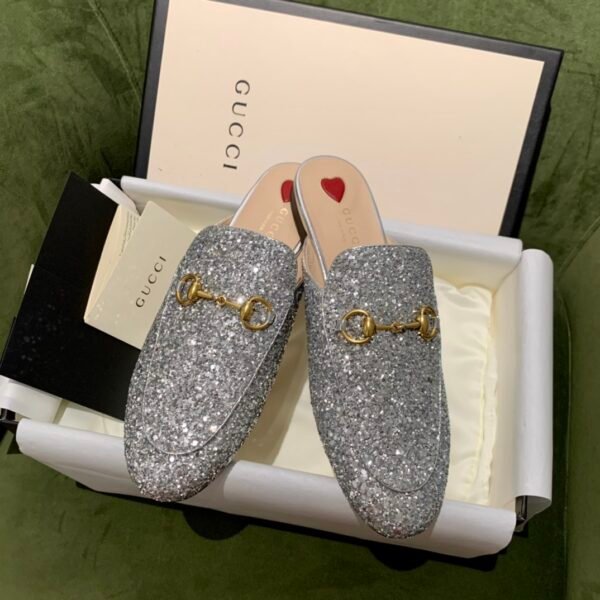 GUCCI FLATS 11