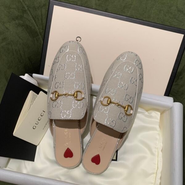 GUCCI FLATS 12