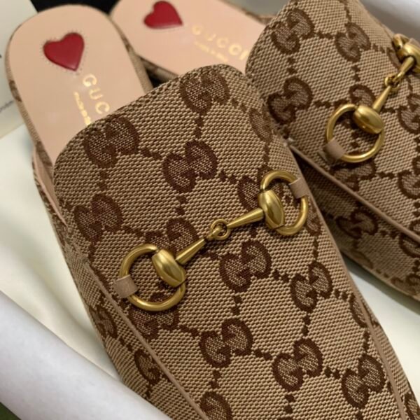 GUCCI FLATS 19