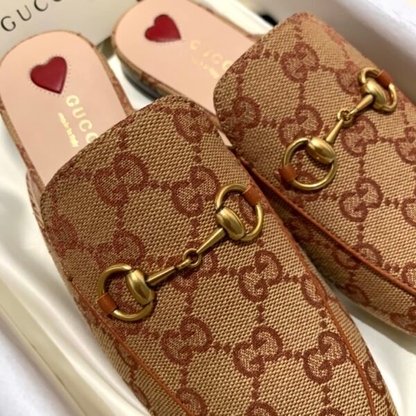 GUCCI FLATS 21