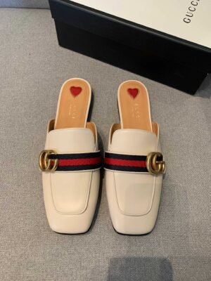 GUCCI FLATS 22
