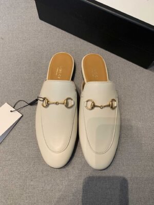 GUCCI FLATS 23