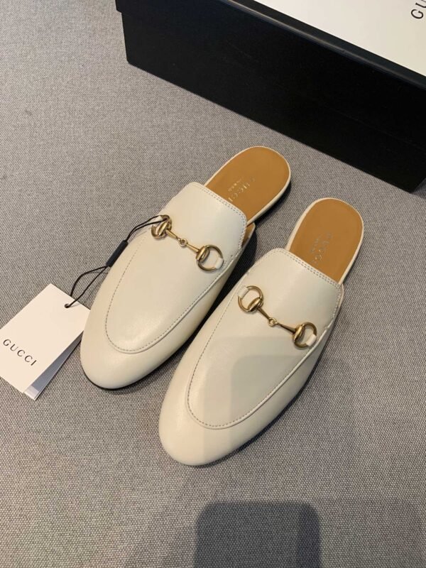 GUCCI FLATS 23