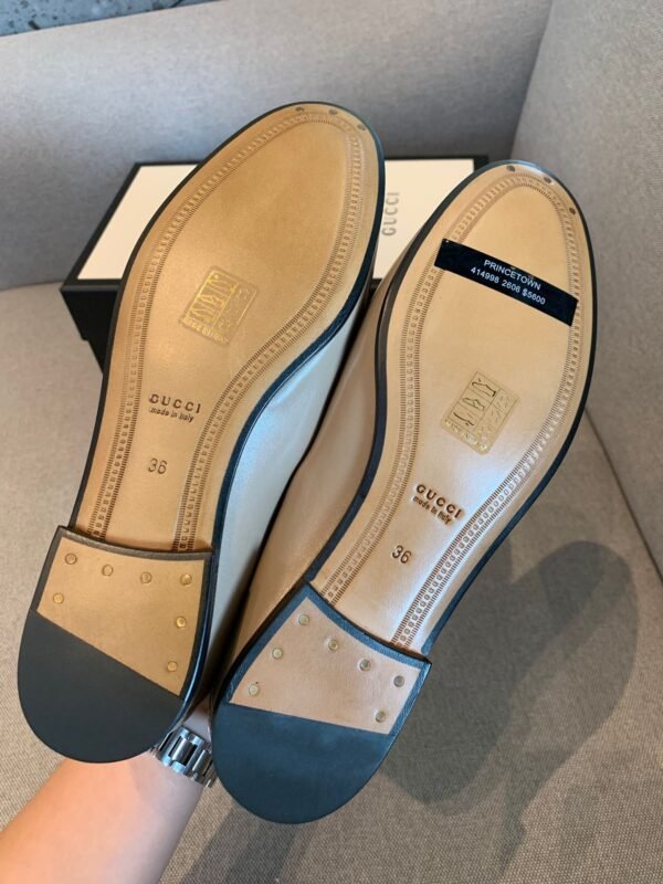 GUCCI FLATS 25