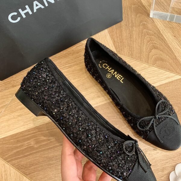CHANEL FLATS 2