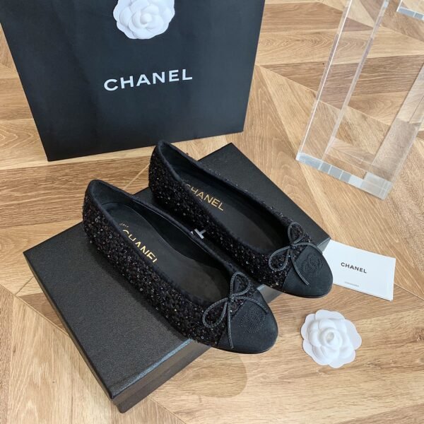 CHANEL FLATS 2