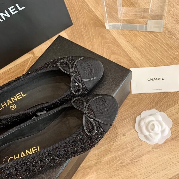CHANEL FLATS 2