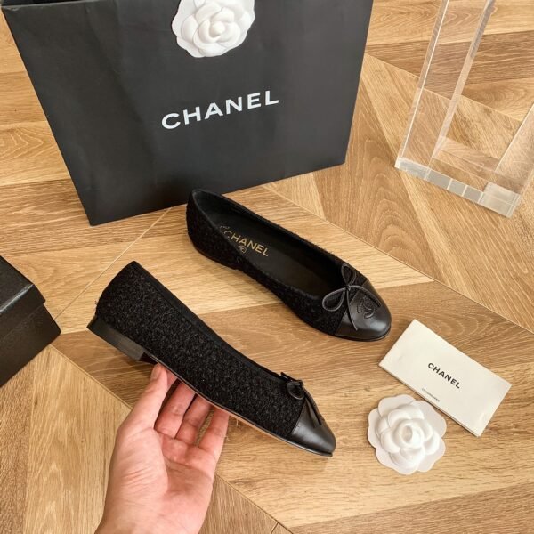 CHANEL FLATS 3