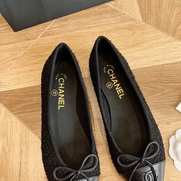 CHANEL FLATS 3