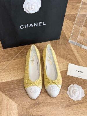 CHANEL FLATS 4
