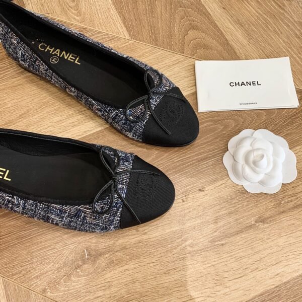 CHANEL FLATS 5