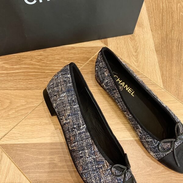 CHANEL FLATS 5