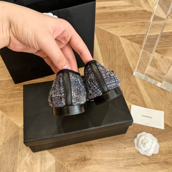 CHANEL FLATS 5