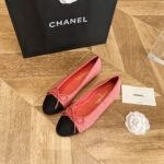 CHANEL FLATS 8